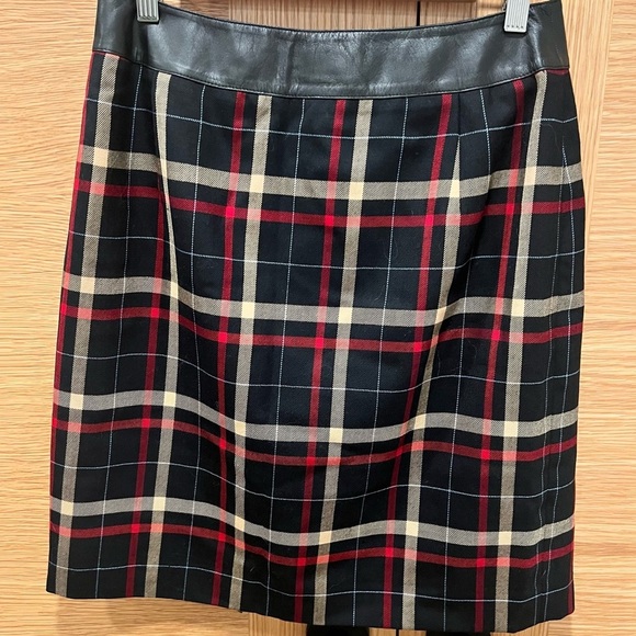 Anne Klein Worsted Wool Pleated Plaid Wrap Skirt with Leather Waistband SZ 6 - Picture 9 of 13